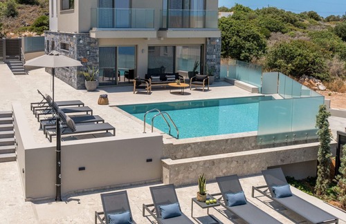 Atsipópoulon Villa | Luxury Villa AQUA With 2 Private Pools
