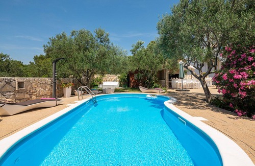 Betina Villa | Luxury Villa Bella Vista with Swimming Pool