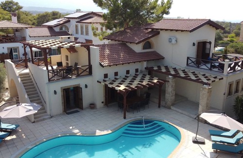 Esentepe Villa | Luxury Villa 200m from the sea and the golf club