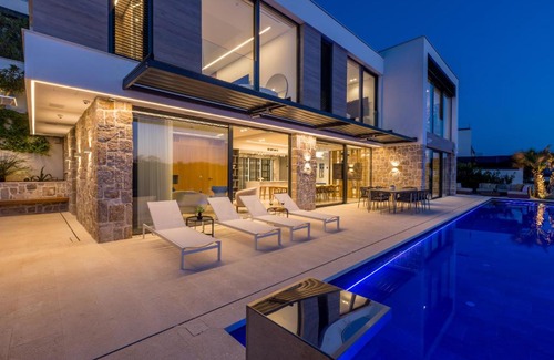 Podglavica Villa | Luxury Villa Diamond One with Pool