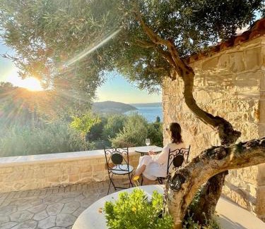 Kalyves Villa | Luxury Villa Dioskouroi Heated eco pool & jacuzzi