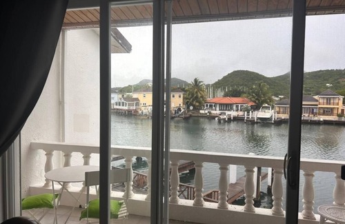 Jolly Harbour Villa | Luxury Villa Emerald Dreams in Upscale South Finger with Highest Guest Reviews