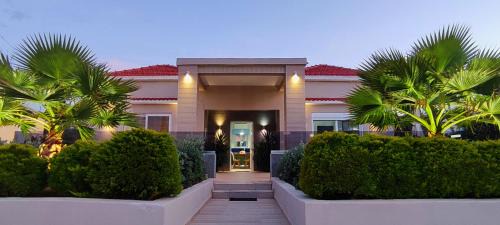Kato Stalos Villa | Luxury Villa Eva-Mari with jacuzzi, 50m from the beach