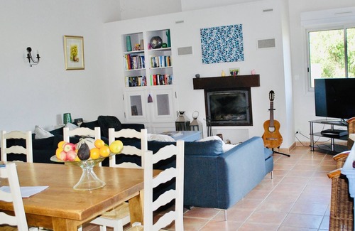 Durban-Corbieres Villa | Luxury villa for eight with pool, air conditioning and amazing views!