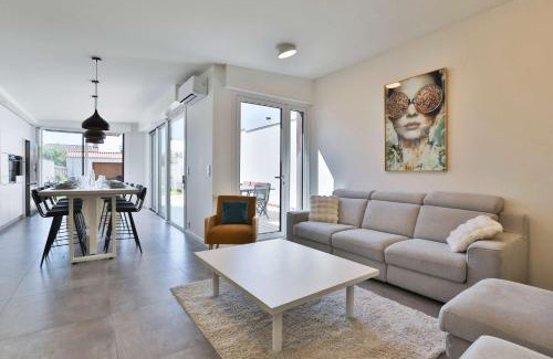 Les Sables d'Olonne Villa | Luxury villa with pool