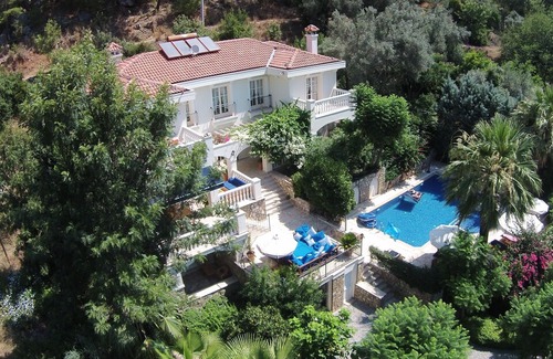 Gocek Villa | Luxury villa in Gocek. Sleeps 10, 8 in main house, 2 in apartment