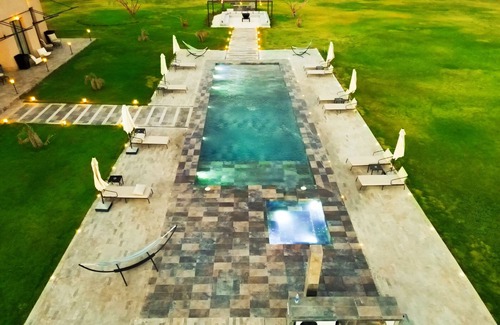 Jbilate Villa | Luxury Villa in Marrakech with Pool, Jacuzzi, and Atlas Mountain Views