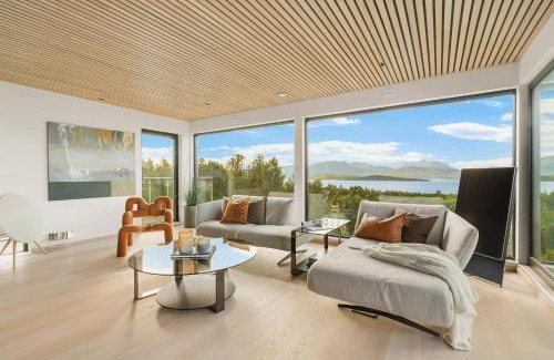 Tromso Villa | Luxury Villa in Tromsø with fantastic views