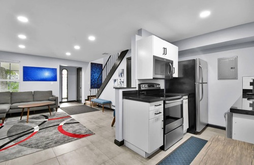 Wilton Manors Villa | Luxury Villa in Wilton Manors | Monthly Stays