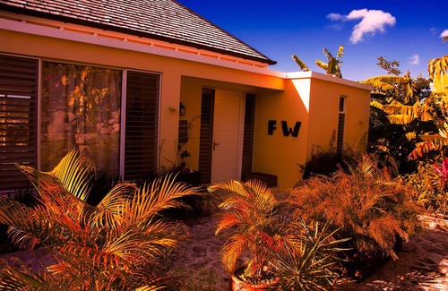 Jolly Harbour Villa | luxury villa, infinity pool, breathtaking ocean view, near beaches