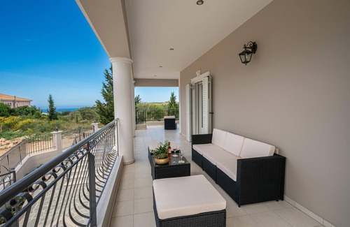 Kaligata Villa | Luxury Villa Irene Metaxata