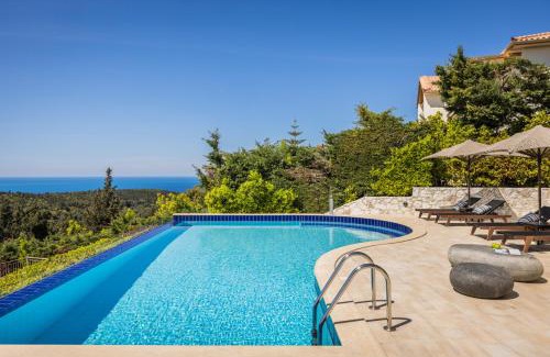 Antipata Villa | Luxury Villa Karmaniolos Fiskardo Kefalonia
