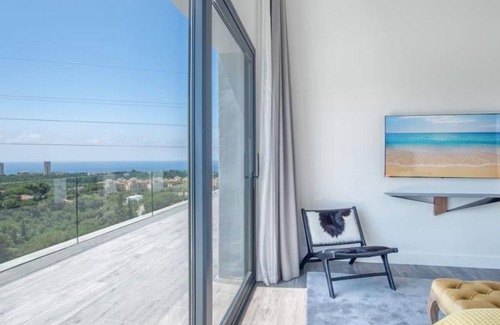 Golden Mile Villa | Luxury Villa Marbella: Pools, Spa, Near Beach