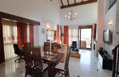Algorfa Villa | Luxury Villa Near Costa Blanca