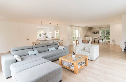 Aussonne House | Luxury villa near the airport and Airbus