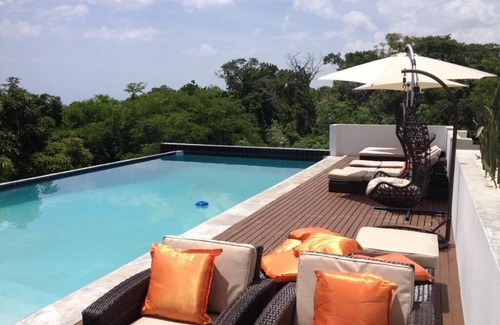 New Hope Villa | Luxury Villa Overlooking the Caribbean Sea