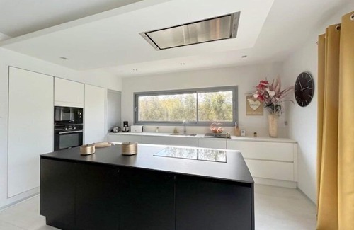 Perpignan House | Luxury villa Private pool 15 min from the beaches 8VB11