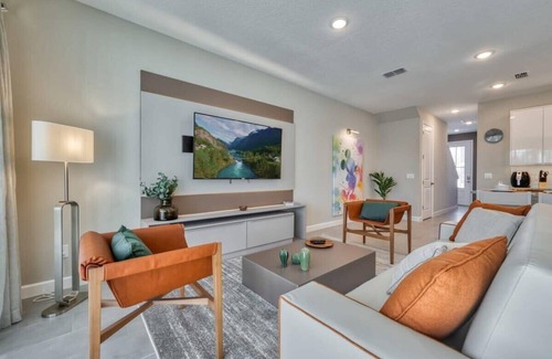 West Kissimmee House | Luxury Villa Private Pool, Ideal for Families!