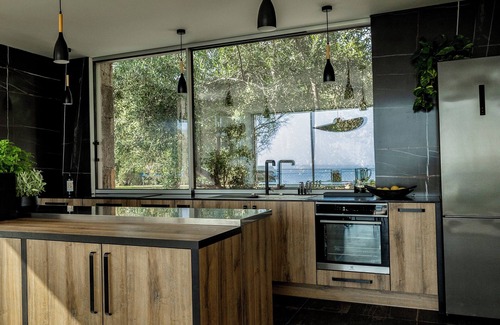 Pentati Villa | Luxury Villa Rocnrolla