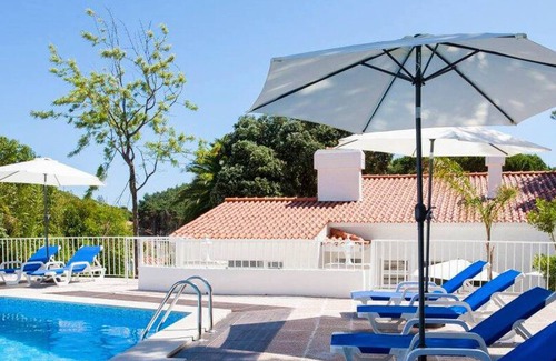 Santana Villa | Luxury Villa, Sesimbra. Amazing natural chlorine pool. Garden Near the sea