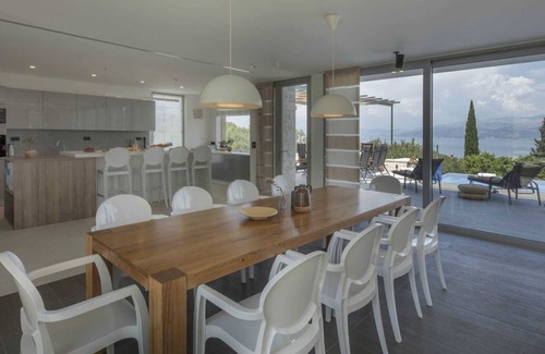 Splitska Villa | Luxury Villa Spectrum with Heated Pool