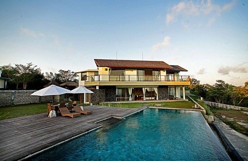 Pecatu Villa | Luxury Villa Uluwatu with Panoramic Ocean View