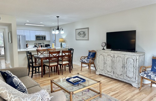 Palmetto Dunes Condo | LUXURY VILLA STEPS TO BEACH, POOL & TENNIS COURTS HILTON HEAD