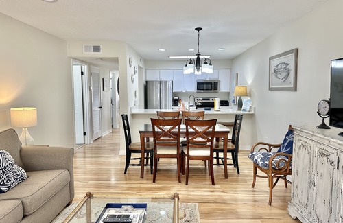 Palmetto Dunes Condo | LUXURY VILLA STEPS TO BEACH, POOL & TENNIS COURTS HILTON HEAD