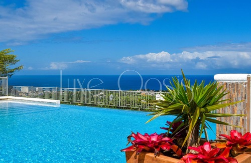 Ocho Rios Villa | Luxury villa w/hot tub & rooftop terrace