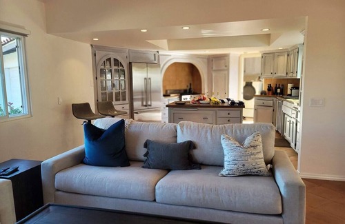 Santa Barbara House | Luxury Villa w/Saltwater Pool/Spa and Private Beach Access