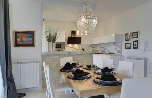 Rovinjsko Selo House | Luxury villa with private heated pool, outdoor sauna