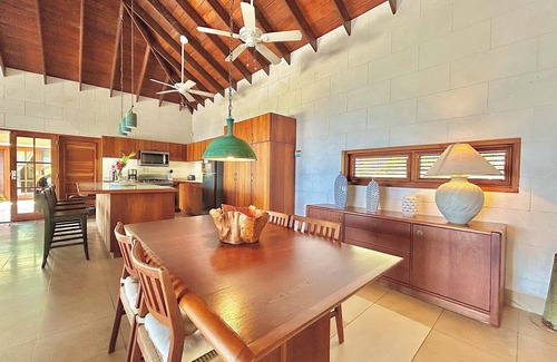 Spring Estate Villa | Luxury villa with stunning views in Spring Estate