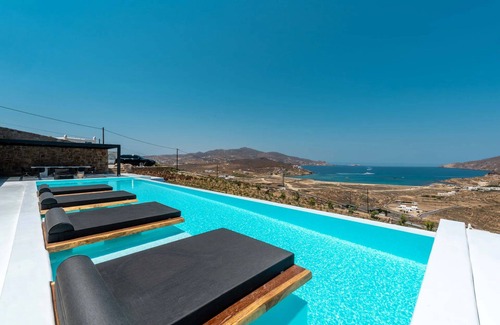Ftelia Villa | Luxury villa with 5 bedrooms, private pool and sea views