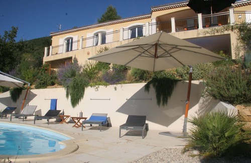 Nyons House | Luxury villa with heated pool and panoramic view 10 min steps from the old Nyons