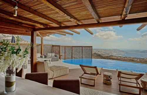 Faros Armenistis House | Luxury Villa with Infinity Pool and Helipad