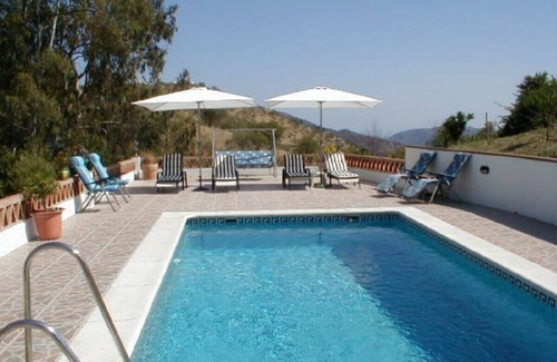 Casabermeja Villa | Luxury villa with pool and beautiful views set in 8 acres of almond groves.