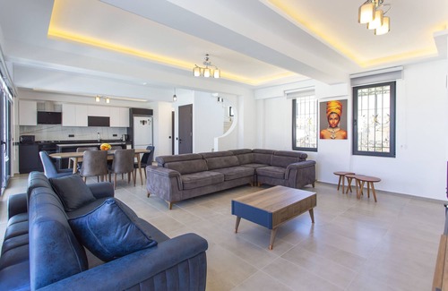 Hisaronu Villa | Luxury Villa with Private Pool for 8 People in Oludeniz