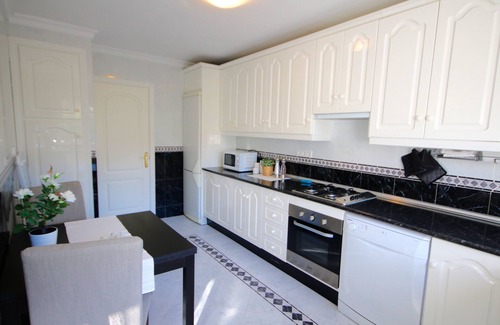 Mijas Villa | Luxury Villa with Sea Views, Private Pool, Beside Beach, near All Amenities Wifi
