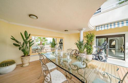 Vallauris Villa | Luxury Villa with SPA in Golfe-Juan - Sea View