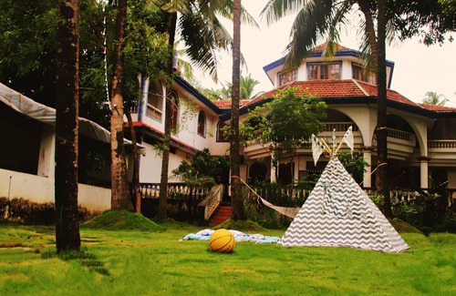 Parra Villa | Luxury Vintage Villa in the heart of North Goa.