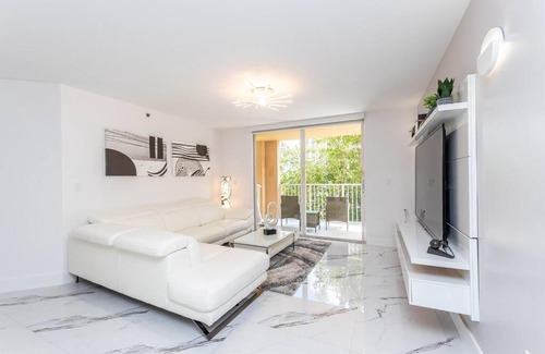 Aventura Apartment | Luxury VIP 3 Bed 2 Bath Apartment Yacht Club Aventura