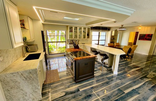 Florida North Atlantic Coast House | Luxury Waterfront 3/3 Pool,Hot Tub,Kayak,BoatDock. 5 Min to Beach,Stadium