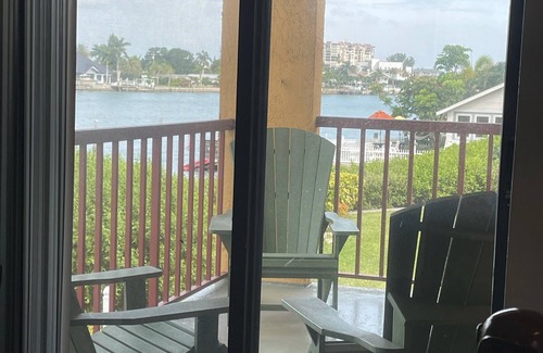 Treasure Island Condo | LUXURY WATERFRONT CONDO LOCATED IN THE HEART OF TREASURE ISLAND