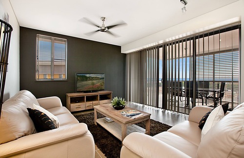 Darwin City Centre Apartment | Luxury waterfront apartment near Darwin