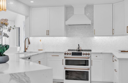 Central Naples House | Luxury Waterfront Home in Naples- 3BR/3BA Coconut River Estates