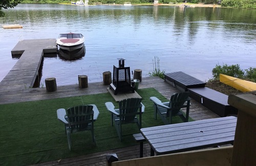 Huntsville Cottage | Luxury Waterfront Muskoka Cottage on Fox Lake in Huntsville