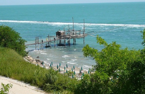Fossacesia Marina House | Luxury waterfront palazzo in Abruzzo on the Adriatic Sea beach