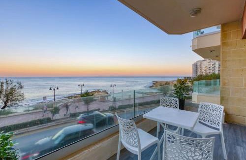 Sliema Apartment | Luxury Waterfront Stay in Prime Sliema Area