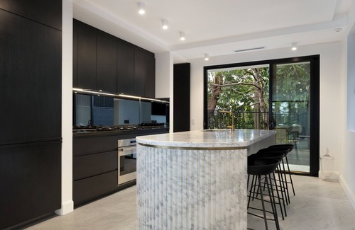 Kyle Bay House | Luxury Waterside Sanctuary with pool, sensational views, 2 decks & lift!