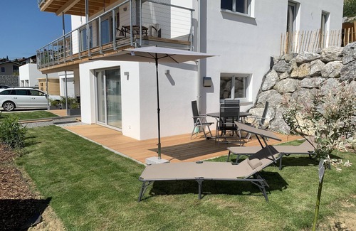 Wertach Apartment | Luxury wellness apartment with sauna on the field edge for 4 people (max. 6 possible)